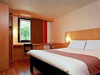 Ibis Europe Sur Saone Hotel Chalon-sur-Saône